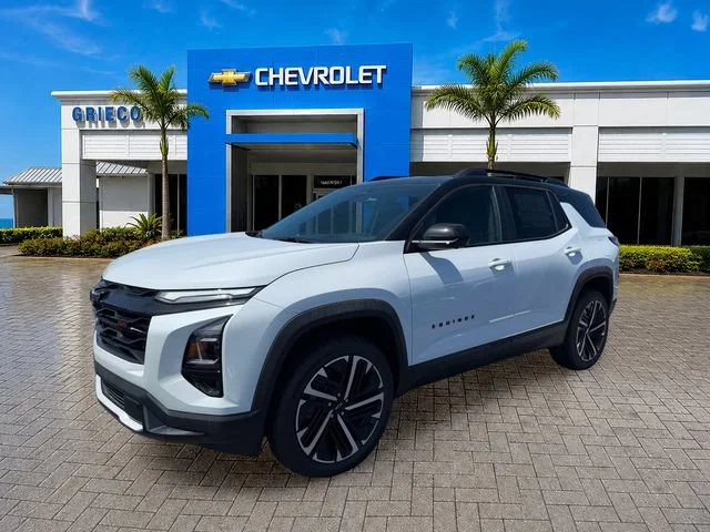 New 2026 Polar White Tricoat Chevrolet RS image 3