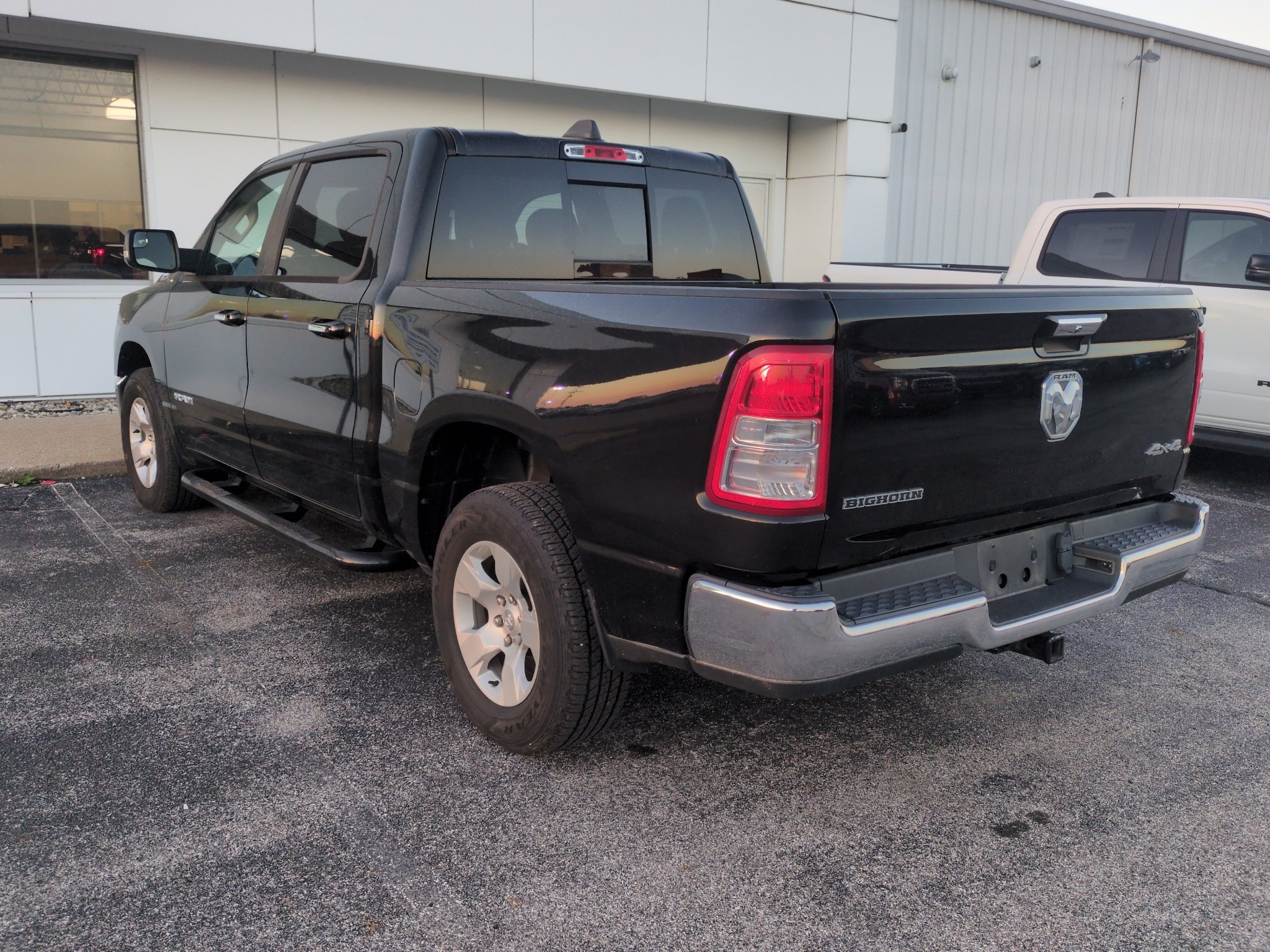 Used 2019 Diamond Black Crystal Pearlcoat Ram Big Horn/Lone Star image 7