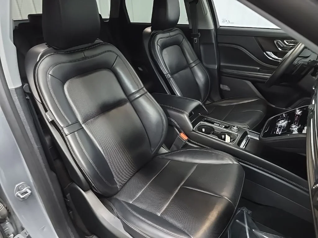 Used 2022 Radiance Metallic Lincoln Standard image 19