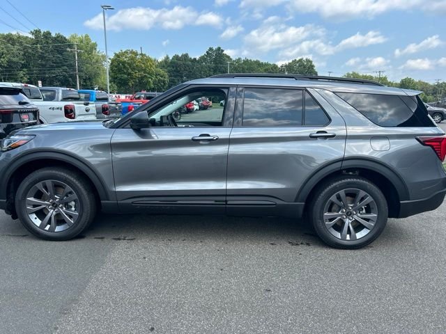 New 2026 Gray Ford Active image 4
