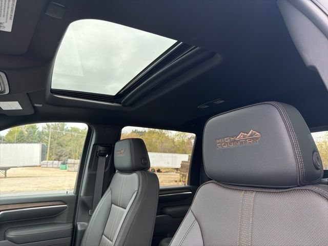 2026 Chevrolet Silverado 2500 HD High Country - Photo 33