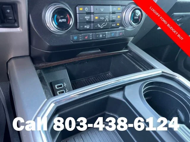 Used 2017  Ford Platinum image 29