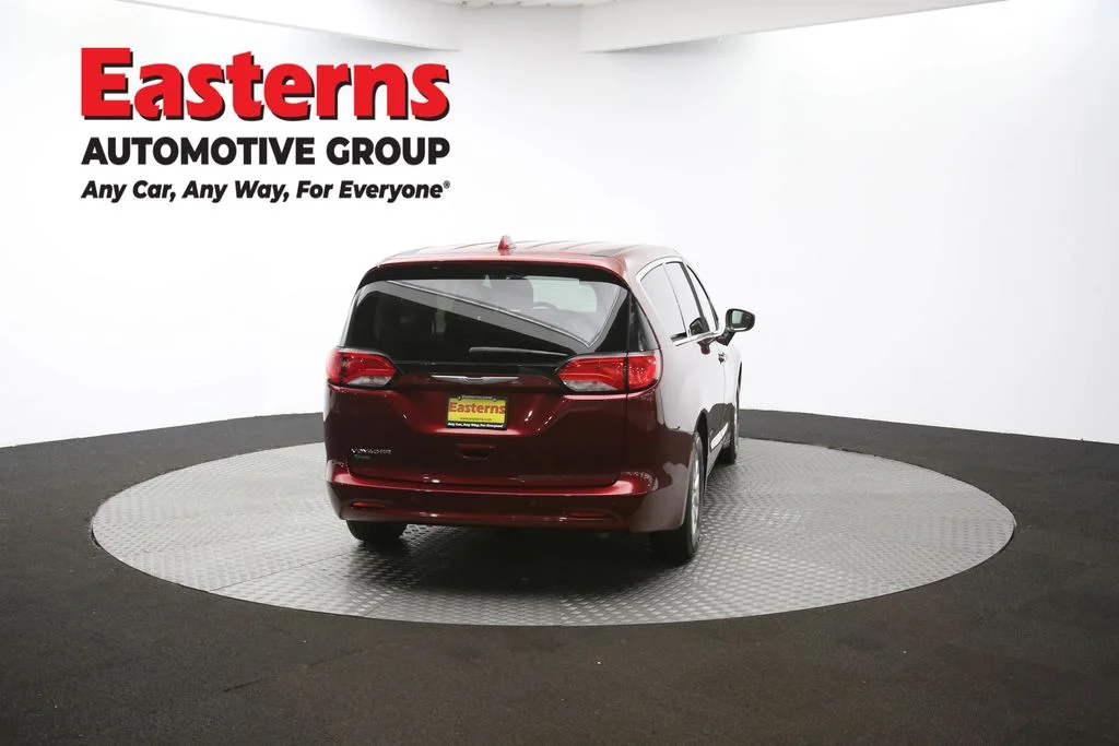Used 2020 Red Chrysler LX image 38