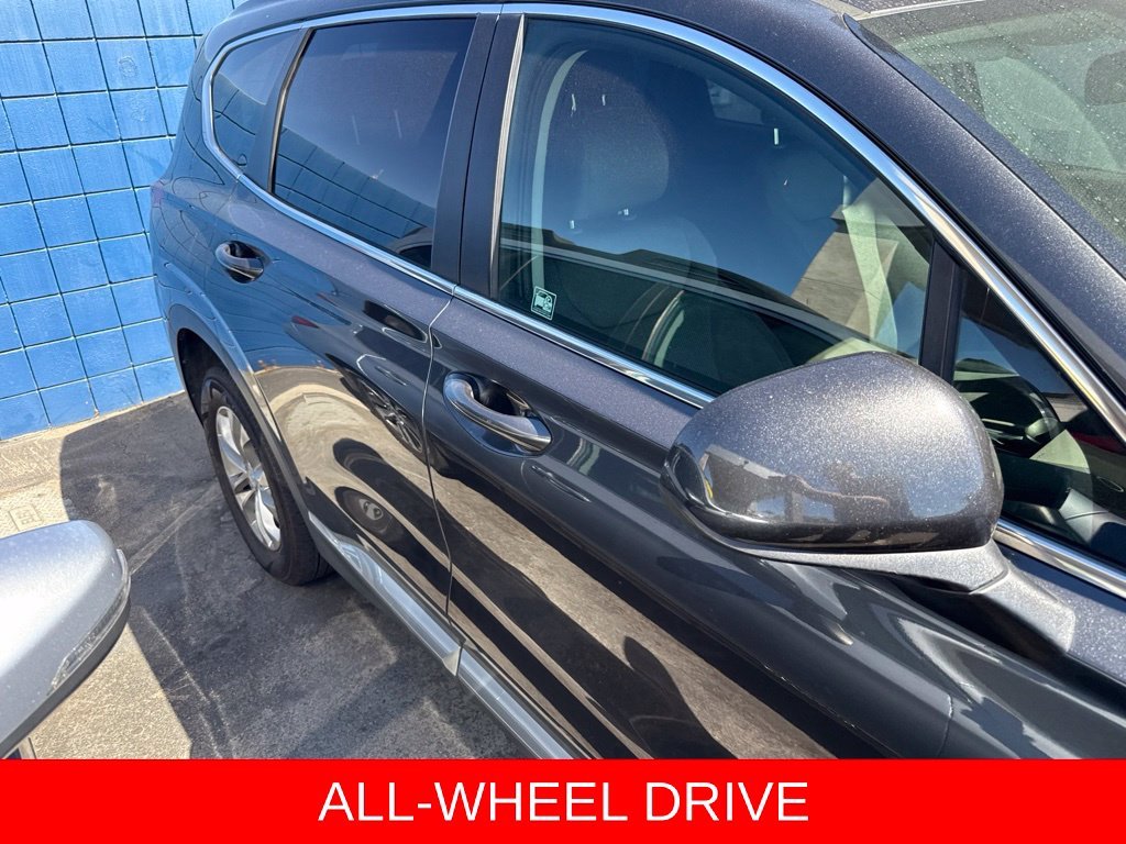 Used 2020 Gray Hyundai SE image 18