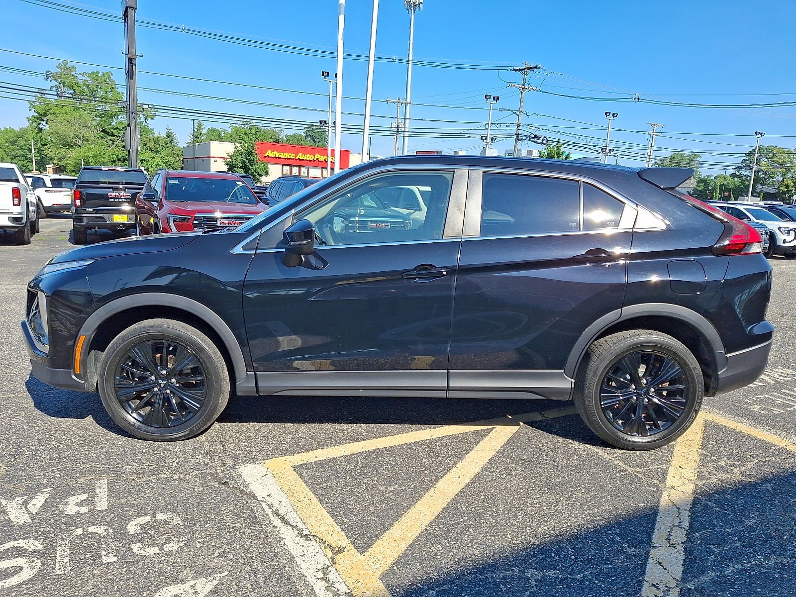 Used 2022 Labrador Black Pearl Mitsubishi LE image 6