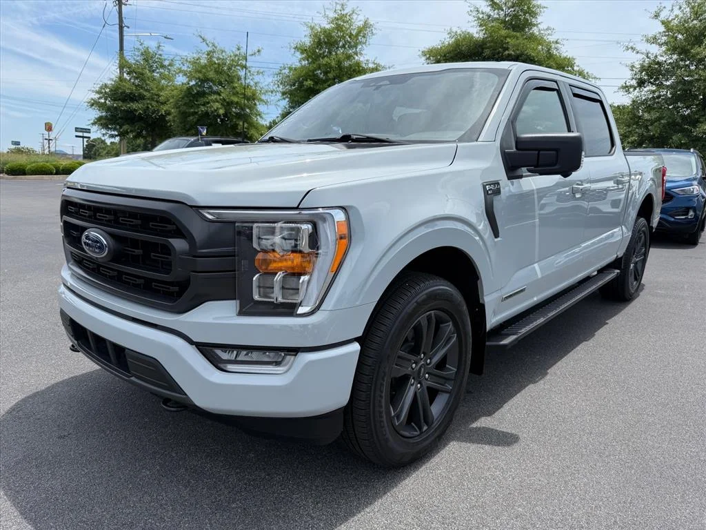 Certified Used 2023 White Ford XLT image 4