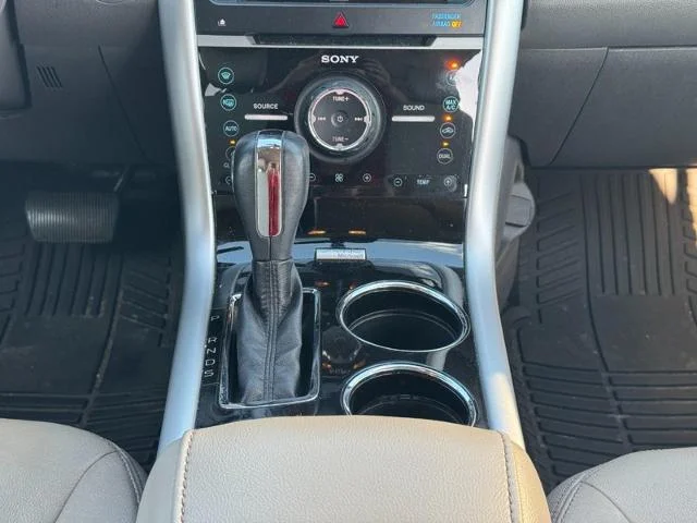Used 2013  Ford  image 14