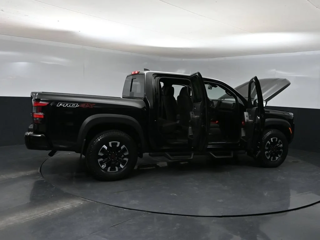 Used 2023 Black Nissan PRO-4X image 40