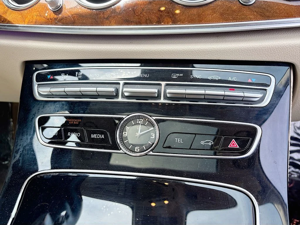 Used 2018 Black Mercedes-Benz E 400 image 28