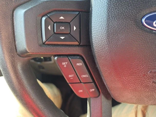 Used 2018 Shadow Black Ford XLT image 12