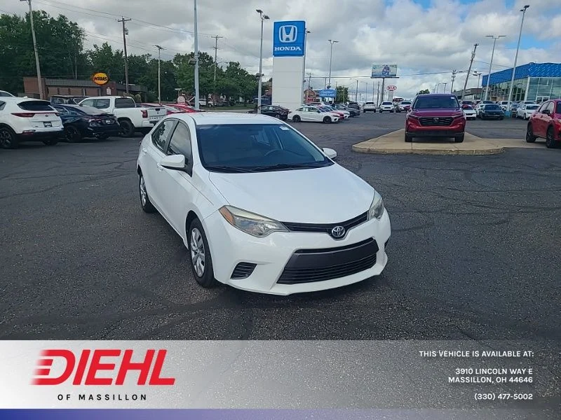 Used 2016 White Toyota LE image 1