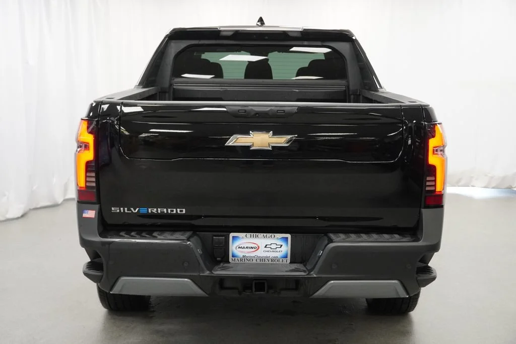 New 2026 Black Chevrolet LT - Max Range image 33