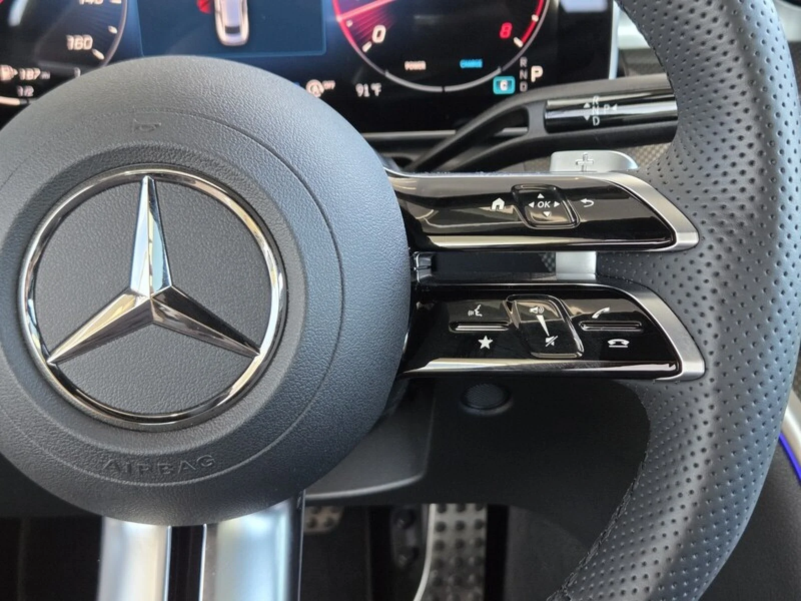 Certified Used 2026 Obsidian Black Metallic Mercedes-Benz CLE 300 image 25