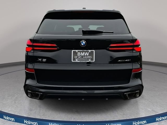 New 2026 Black Sapphire Metallic BMW xDrive40i image 6