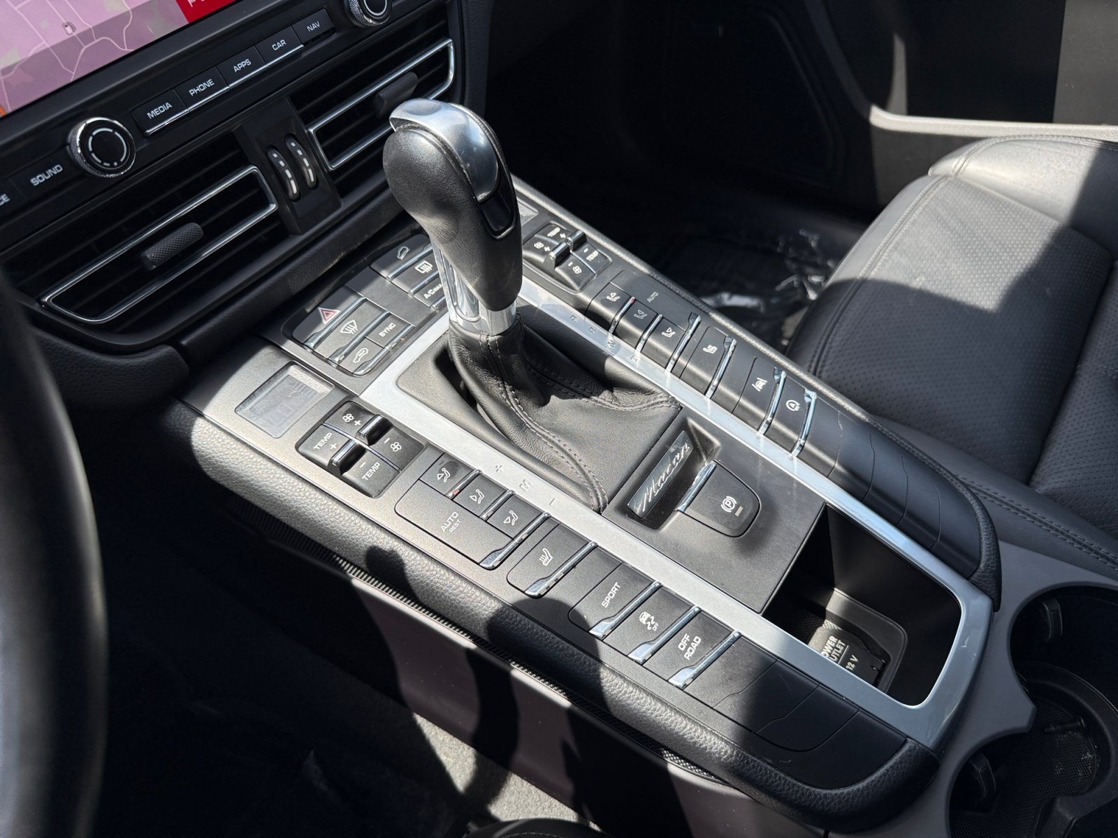 Used 2020 Dolomite Silver Metallic Porsche Base image 13