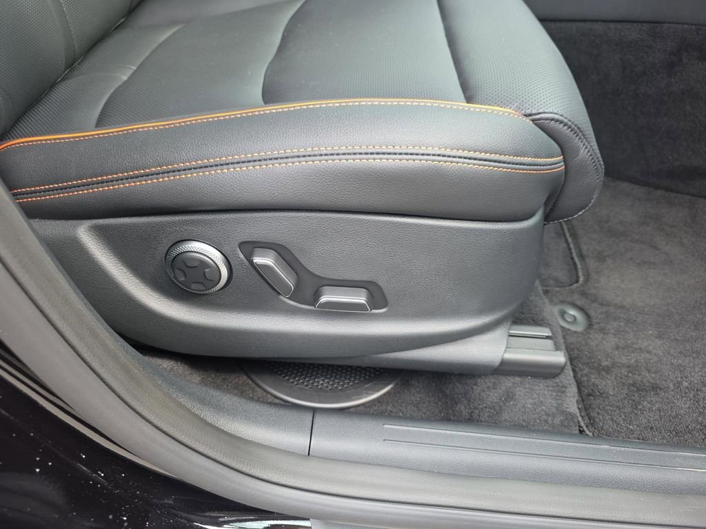 New 2026 Black Genesis 2.5T Sport Prestige image 29
