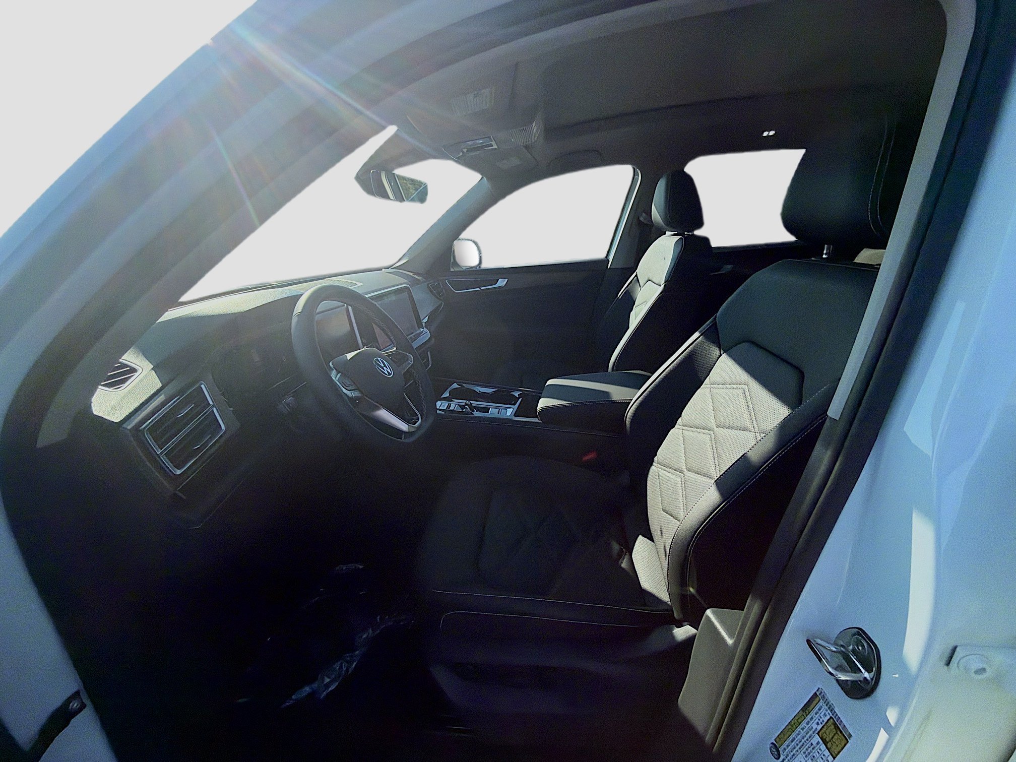 2026 Volkswagen Atlas SE w/Tech - Photo 16
