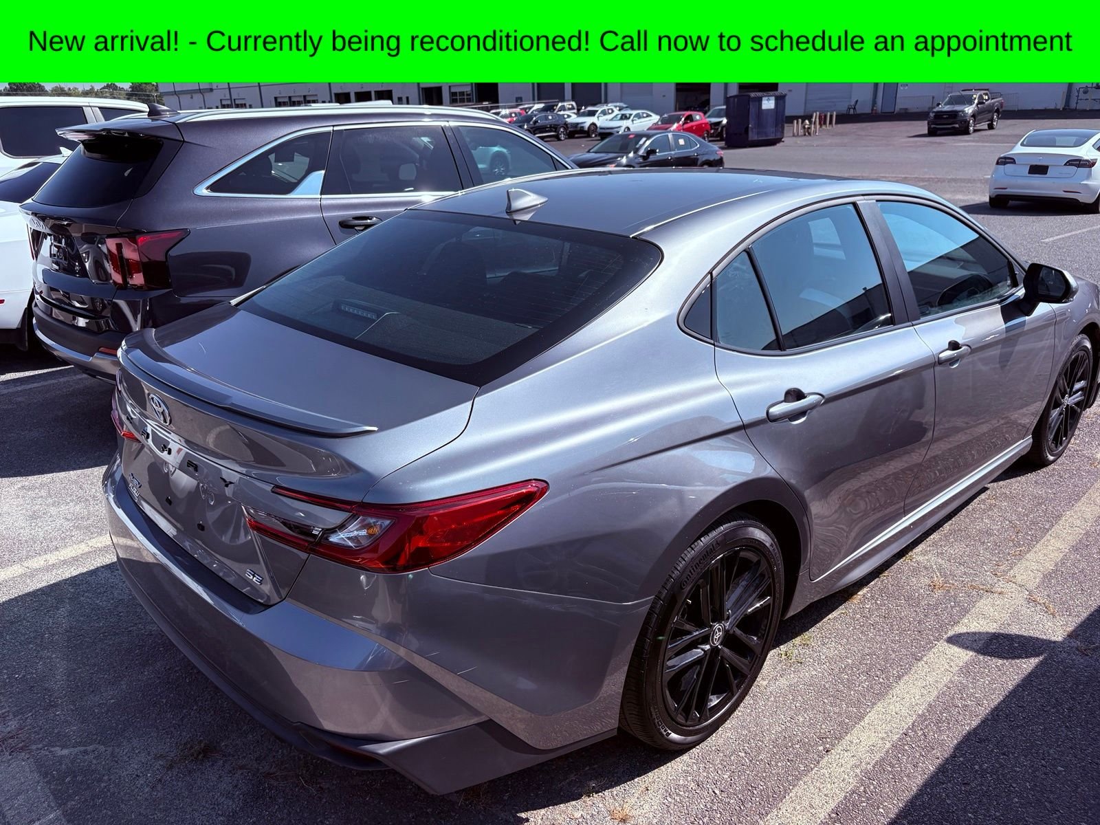 Used 2025 Metal Toyota SE image 5