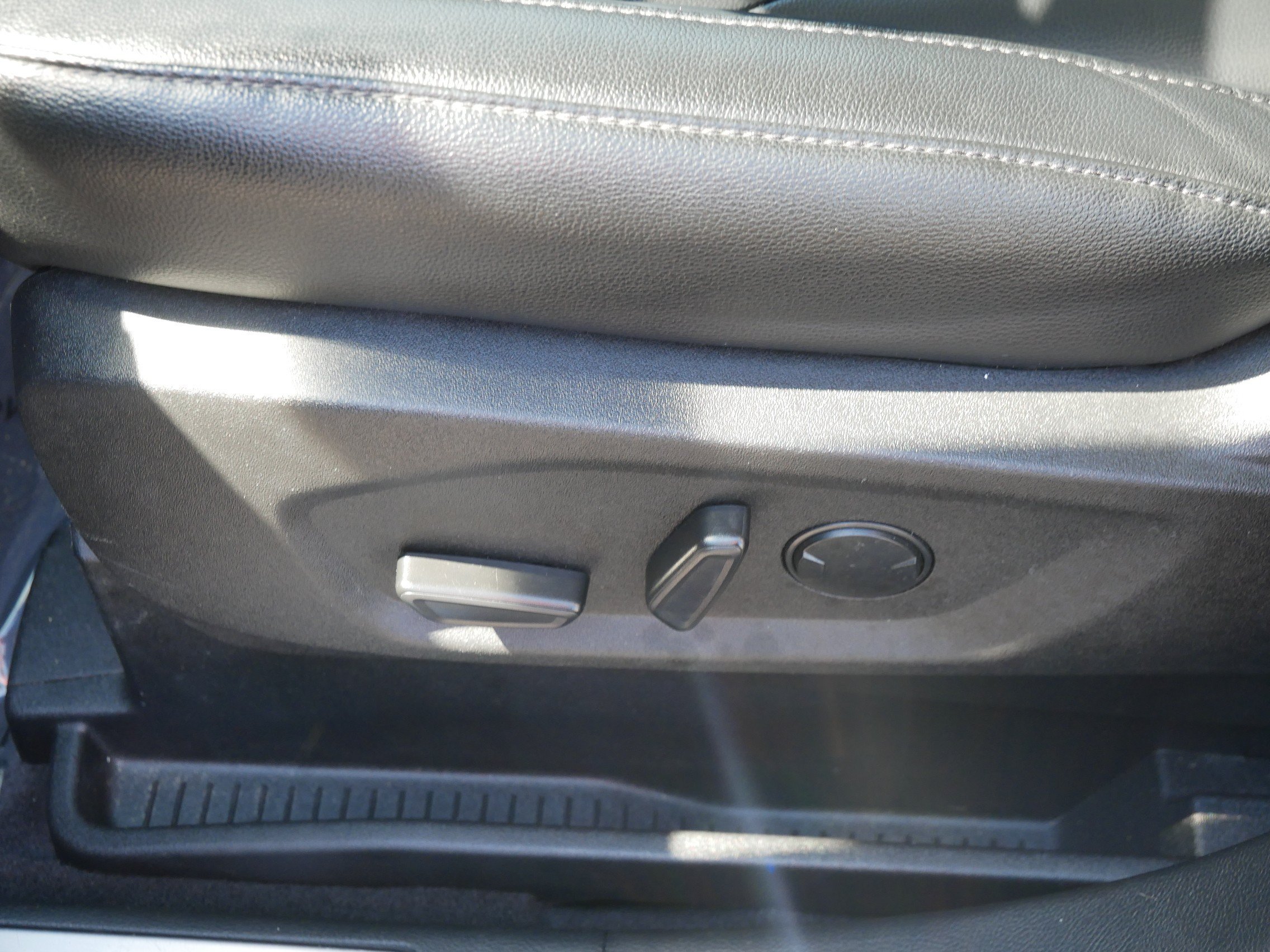 Used 2024 Black Ford Titanium image 20