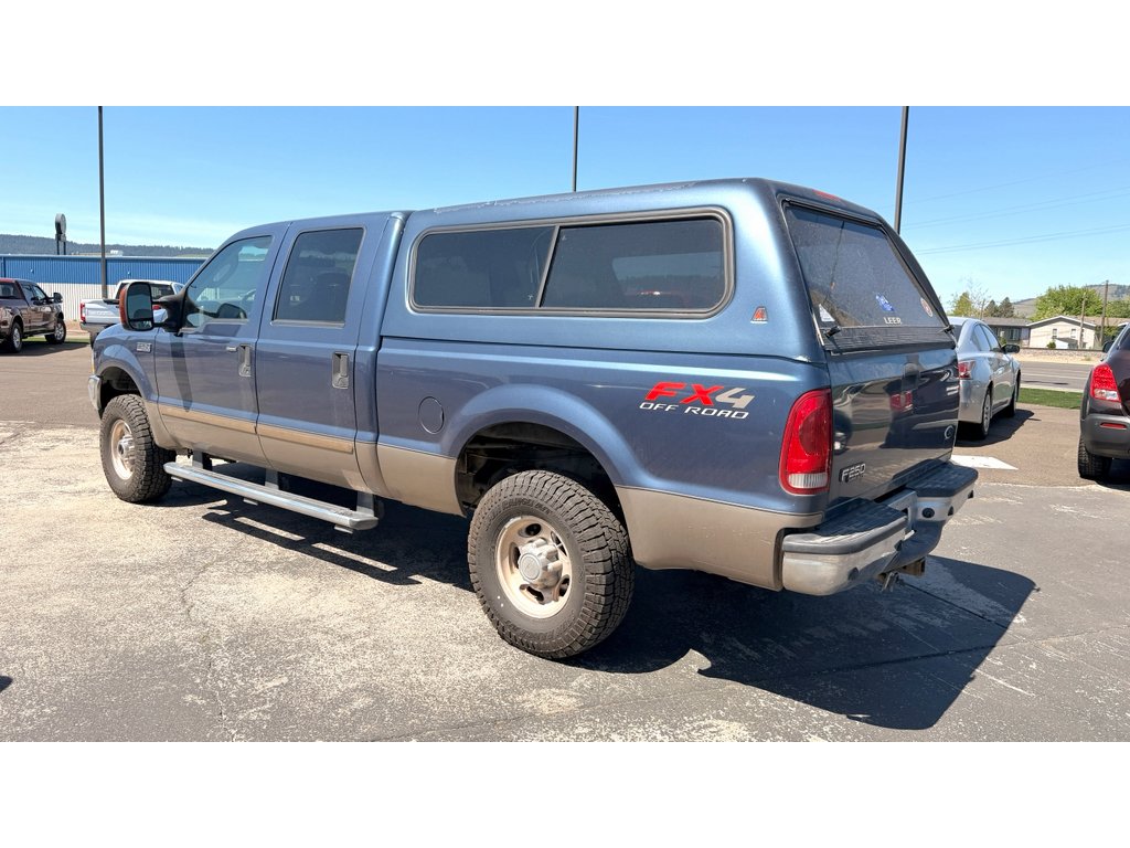 Used 2004 BLUE Ford  image 3