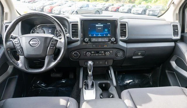 Used 2023 Gray Nissan SV image 14