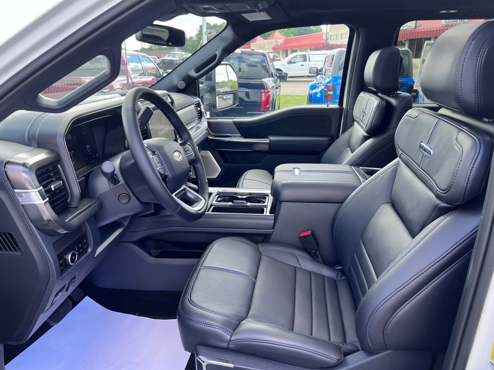 New 2026 Star White Metallic Tri-Coat Ford F-350® Platinum® image 49