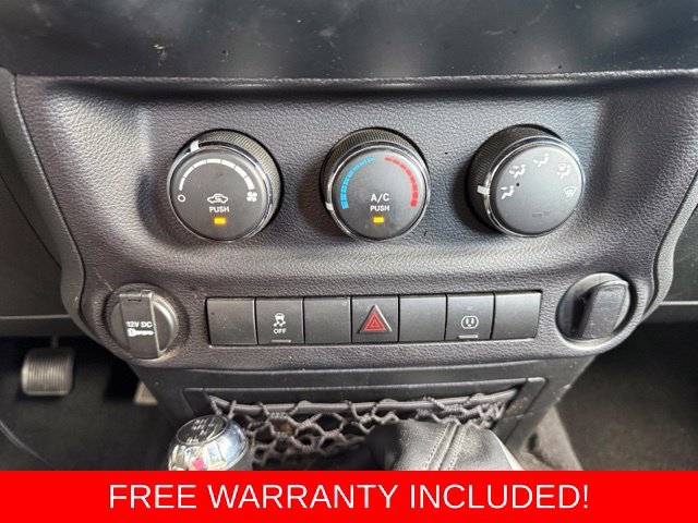 Used 2015 Green Jeep Rubicon image 21