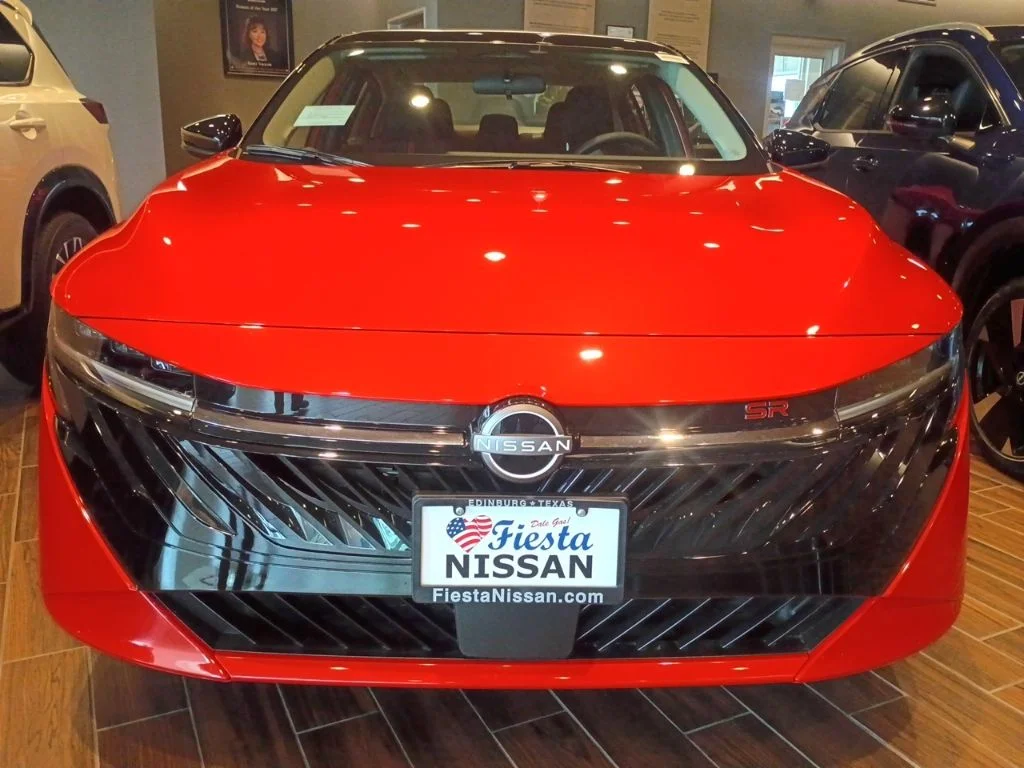 New 2026 Energetic Ember / Super Black Two-tone Nissan SR image 2
