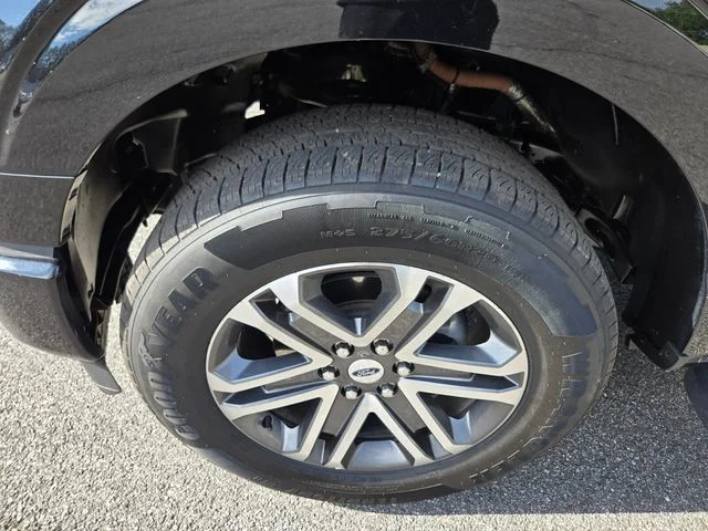 Used 2021 Black Ford XL image 23
