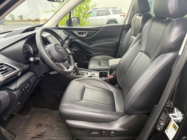 Used 2023 Black Subaru Touring image 30