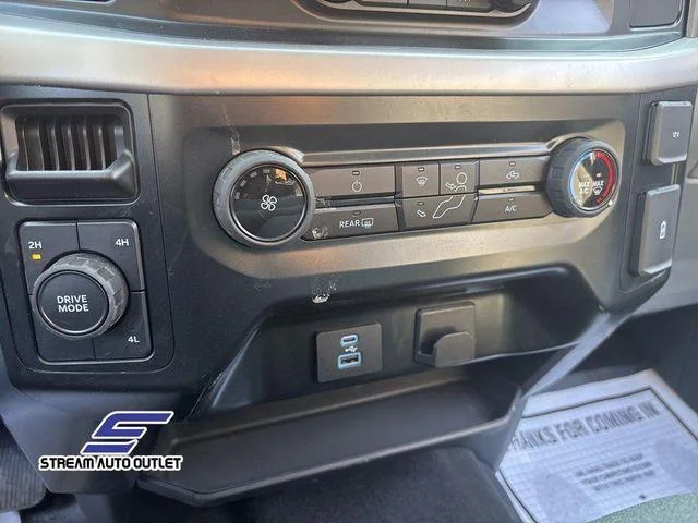 Used 2023 Black Ford XLT image 32