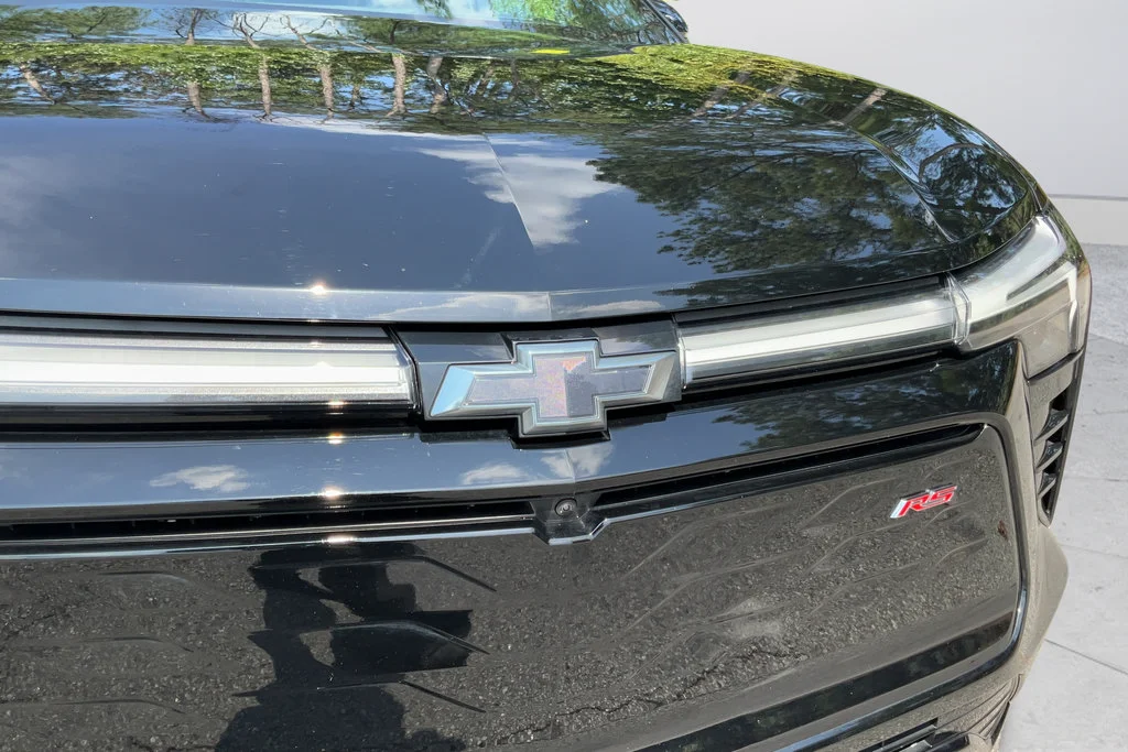 Used 2024 Black Chevrolet RS image 30
