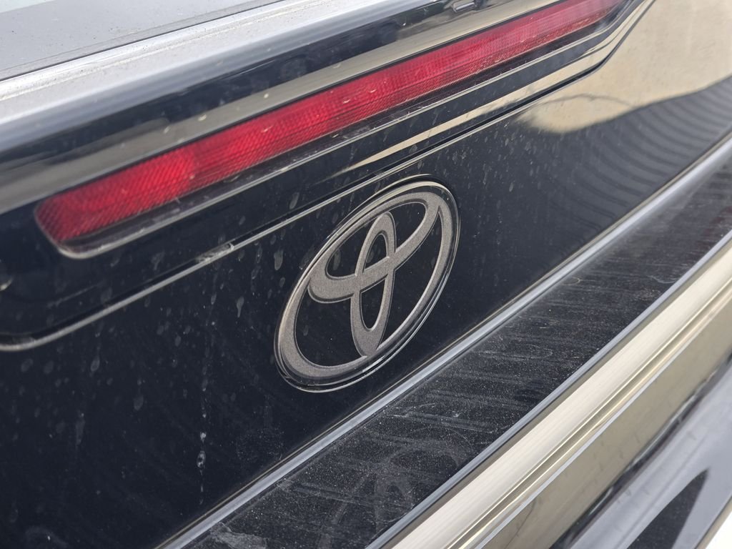 2026 Toyota Prius Plug-in Hybrid XSE - Photo 7