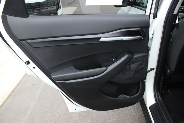 Used 2024 White Kia LX image 4