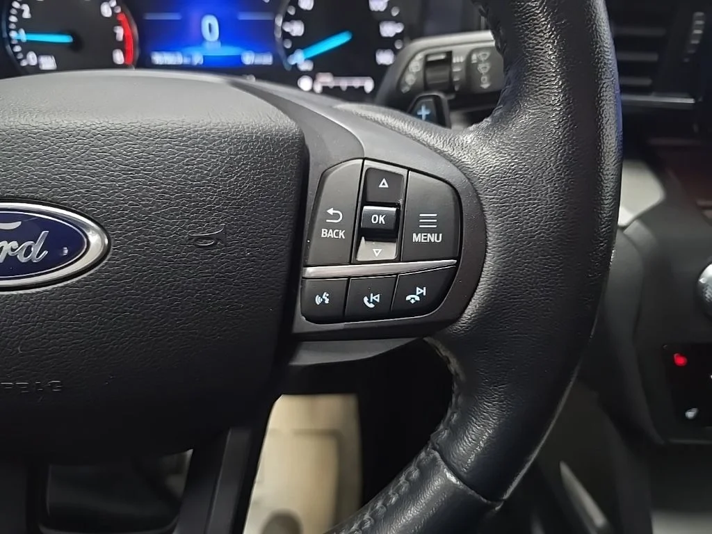 Used 2020 Black Ford XLT image 21