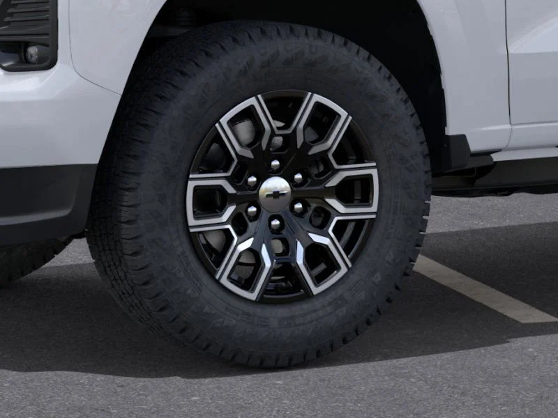 New 2026 Summit White Chevrolet Z71 image 10