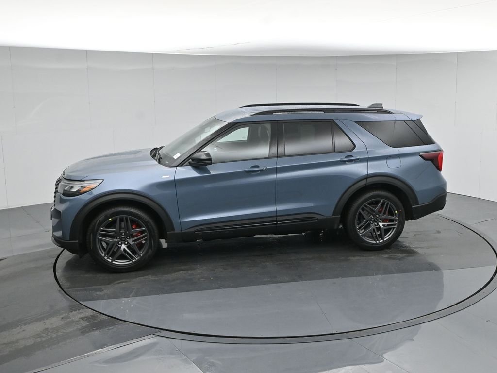 New 2026 Vapor Blue Metallic Ford ST-Line image 43