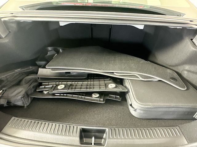 New 2026 MANUFAKTUR Alpine Grey Mercedes-Benz E 53 AMG® image 27
