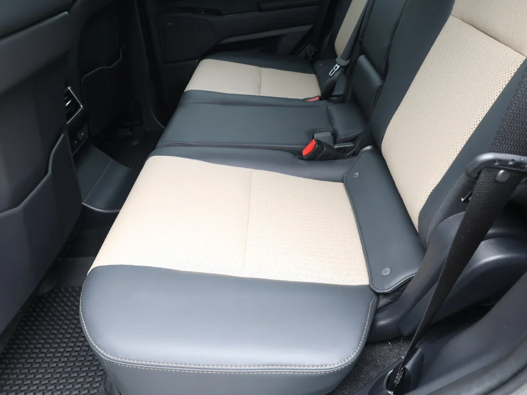 Used 2025 Silver Lexus 550 Overtrail+ image 20
