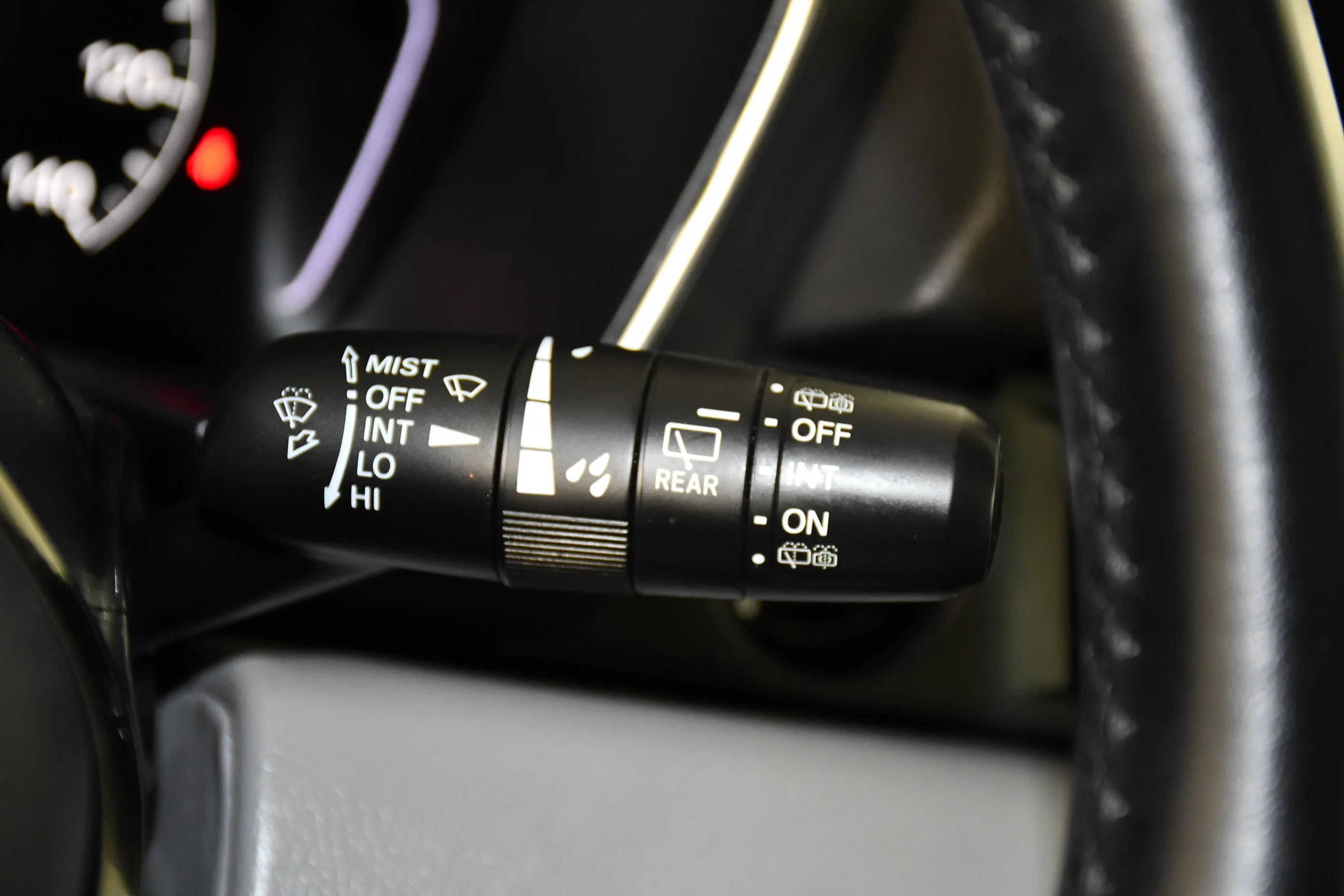 Used 2025 Obsidian Blue Pearl Honda Touring image 24