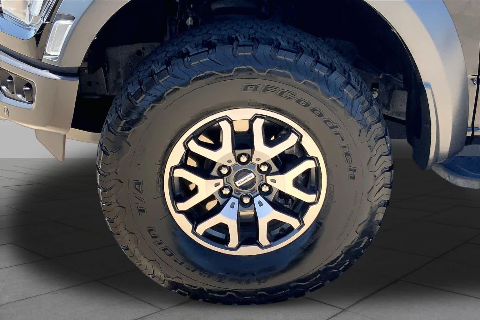 Used 2023 Agate Black Ford Raptor image 10