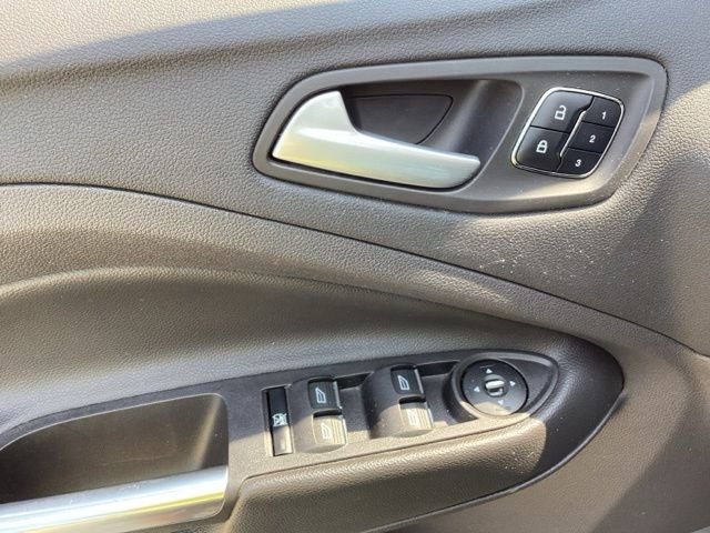 Used 2016 Blue Ford Titanium image 23