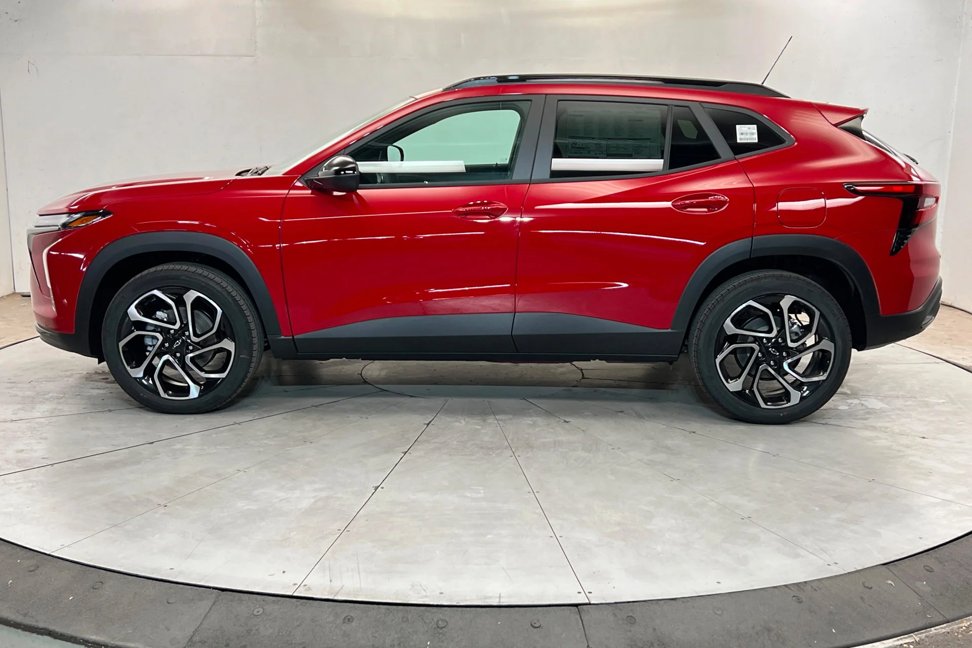 2026 Chevrolet Trax RS - Photo 2