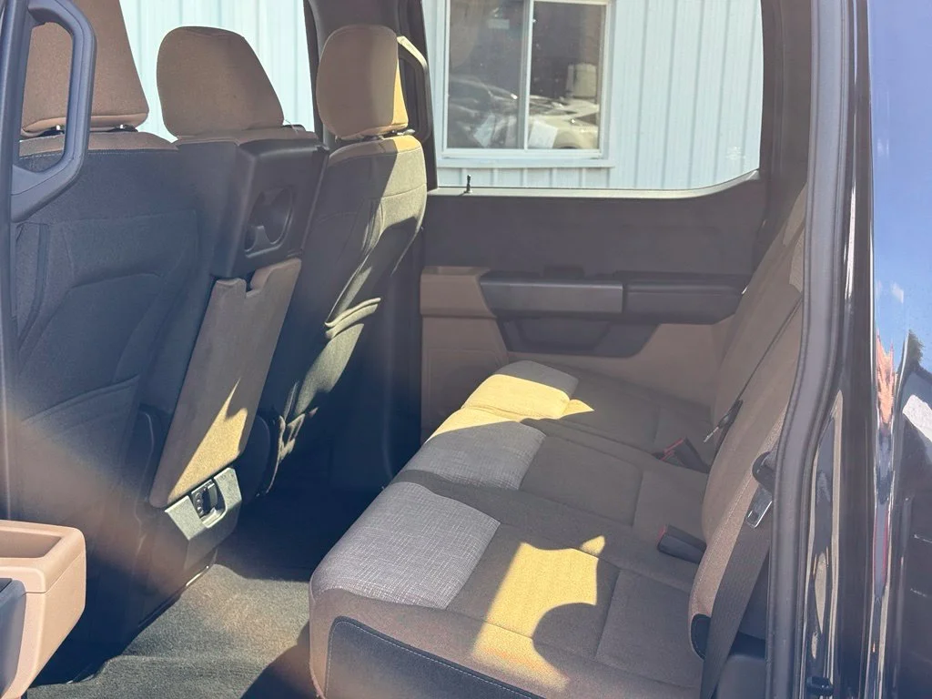 Used 2023 Blue Ford XLT image 26