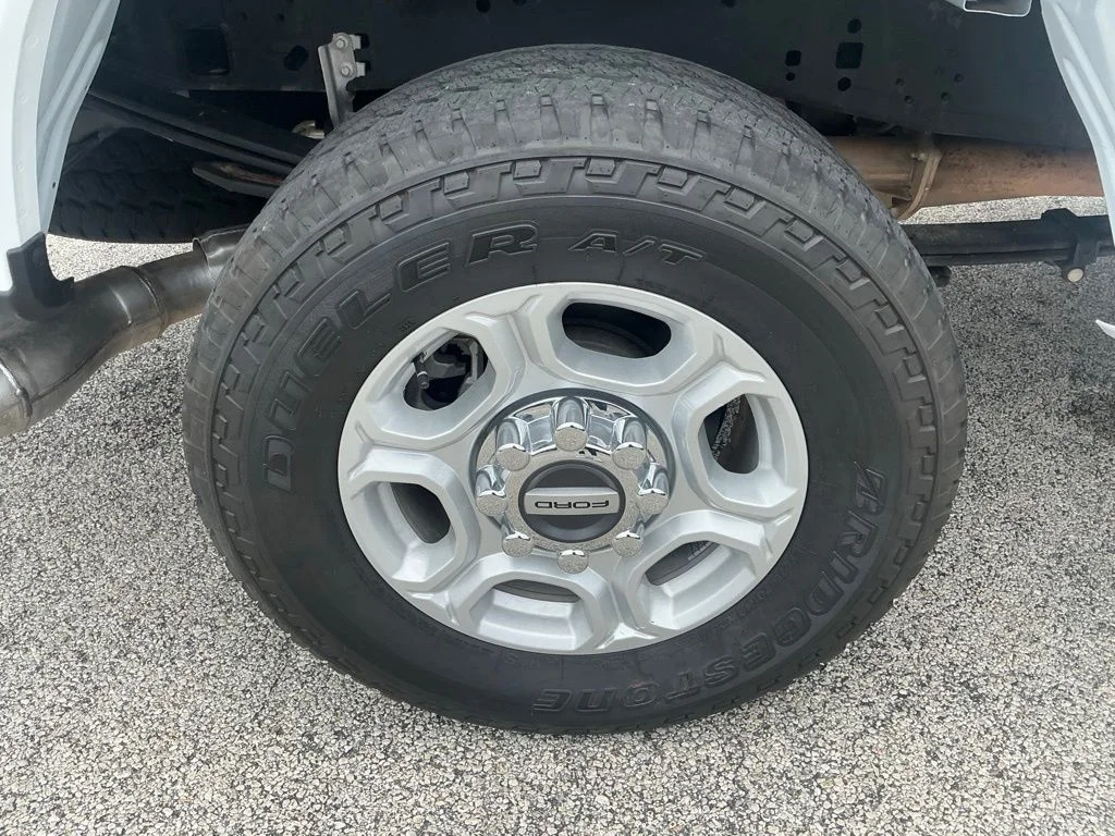 Used 2025 White Ford XLT image 24