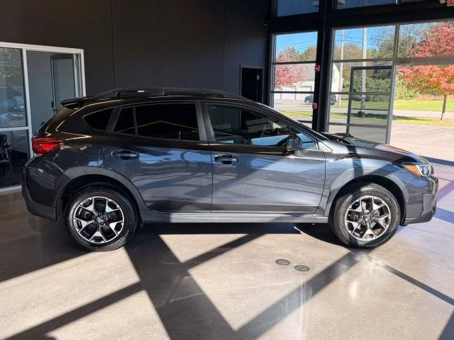 Used 2019 Dark Gray Metallic Subaru 2.0i Premium image 6