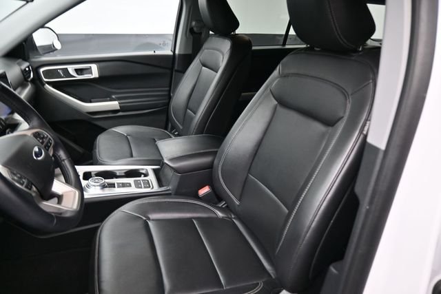 Used 2020 White Ford XLT image 19