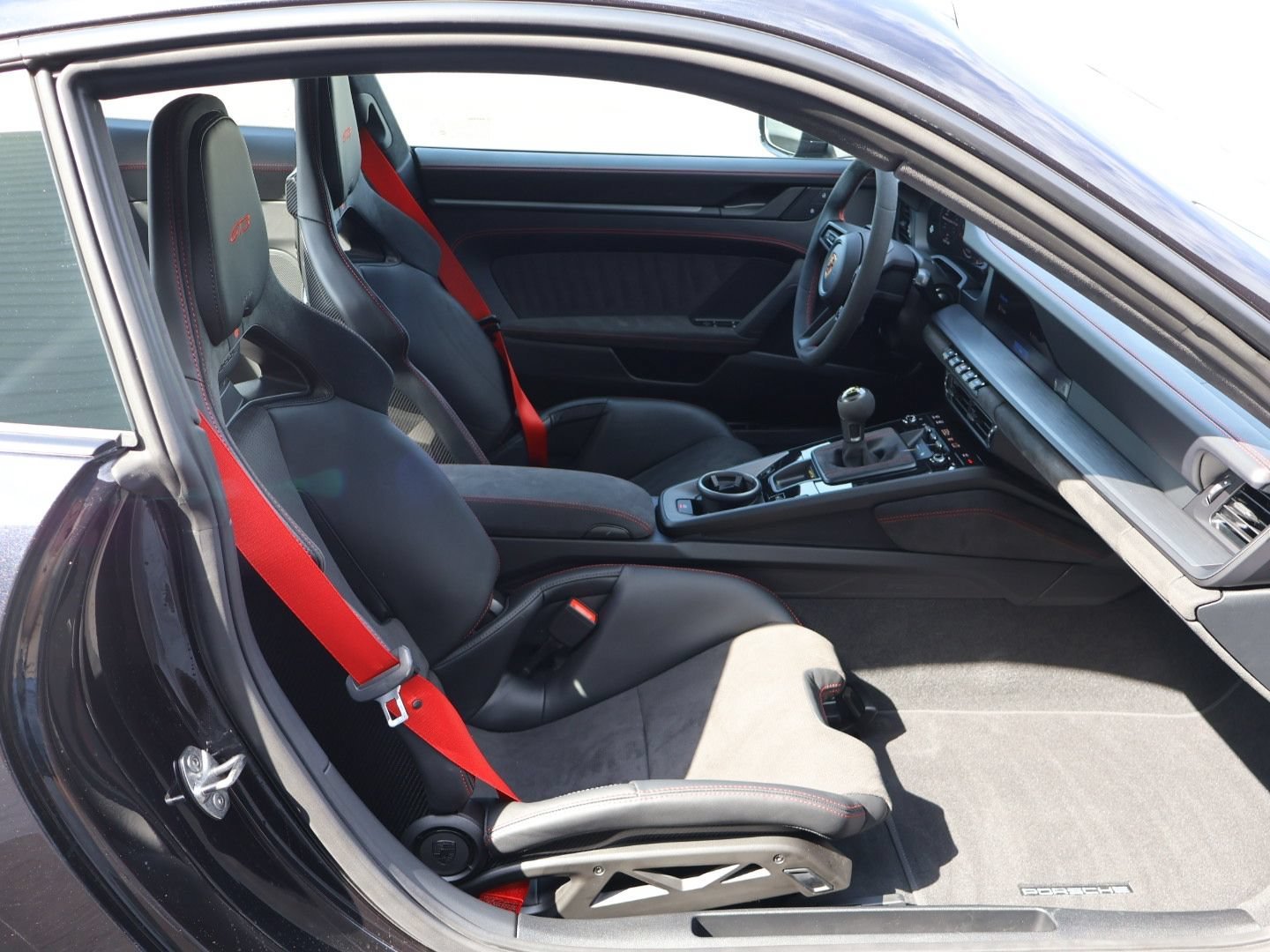 Certified Used 2026 Jet Black Metallic Porsche GT3 image 28