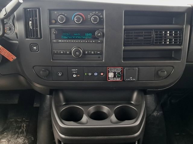 2025 Chevrolet Express Cargo Work Van - Photo 18
