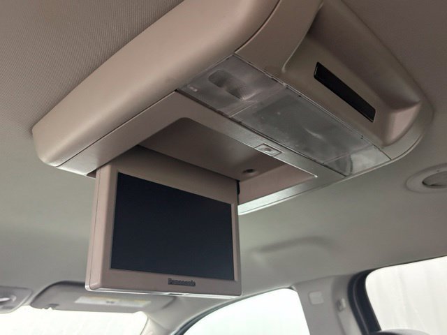 Used 2017 Red GMC Limited image 15